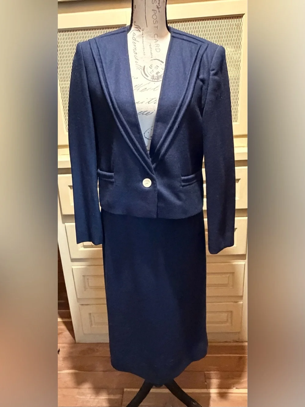 VTG Louis Feraud Paris Navy Blue 2Pc Skirt Suit Set